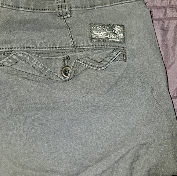 IZOD saltwater stretch mens shorts green khaki cargo style shorts - Picture 5 of 6